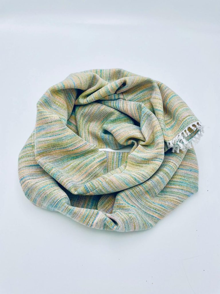 Jak-selyem-merinó gyapjú kendő tavaszi színekben kép 2